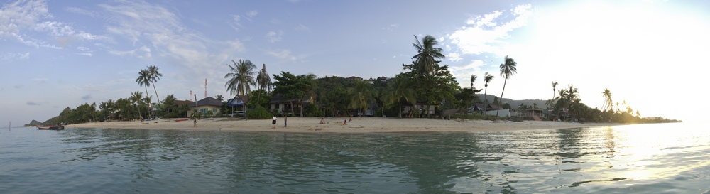 Wintering_in_Samui_with_a_child_bang_po_beach
