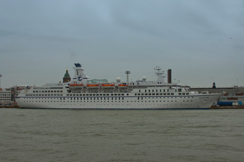 Helsinki ship