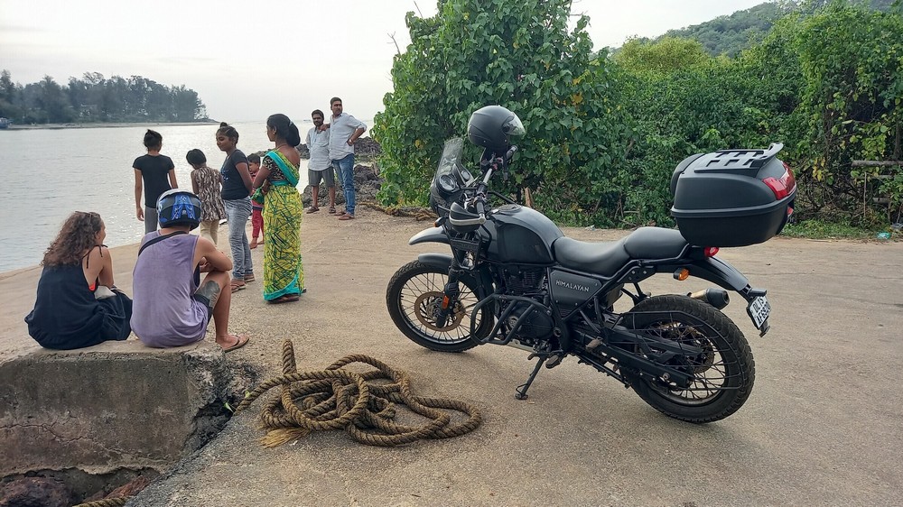 Waiting for the free ferry South Goa