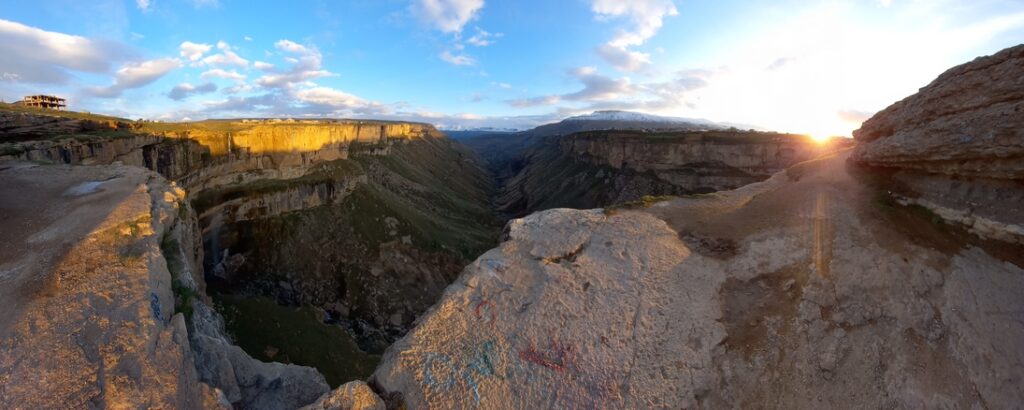 Вдоль Кавказского хребта в поисках самого-самого